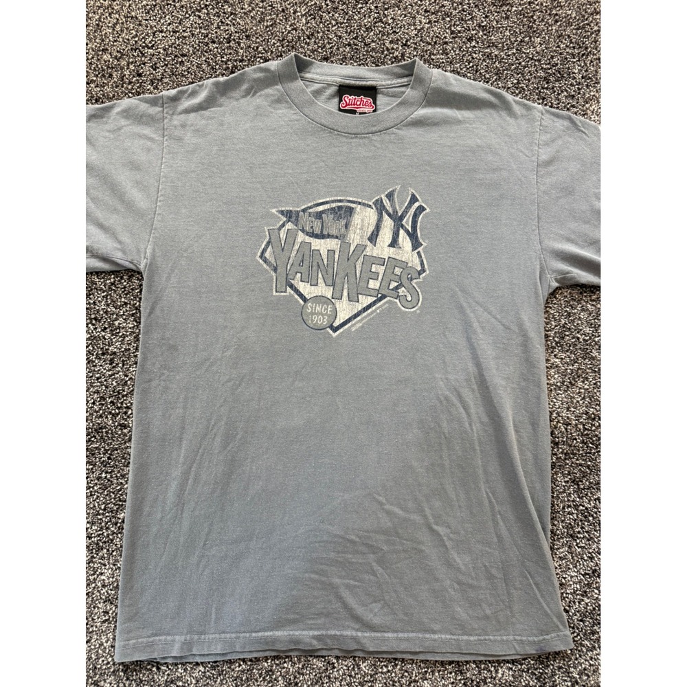 Vintage New York Yankees Stitches T-Shirt Mens Medium Blue Y2K 2005 MLB Tee